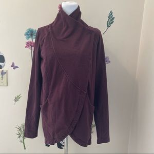 Lululemon burgundy Women’s  Cardigans sweater Size 6